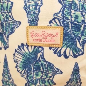 Lilly Pulitzer Bags - LILLY PULITZER shell beach bag Lilly Pulitzer Bags - LILLY PULITZER shell beach bag